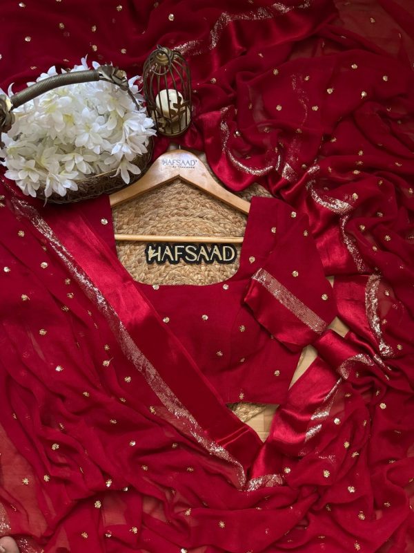 Mira Saree Gift Combo